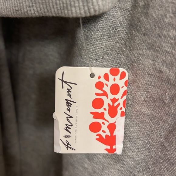 Free People - Valley Girl Pull-Over - Heather Gray - XL - Picture 11 of 12